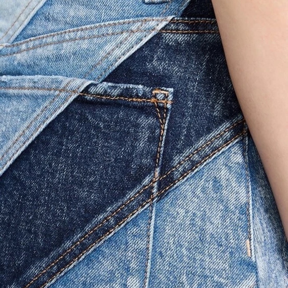 Alice + Olivia Blue Denim Jeans - Picture 3 of 13